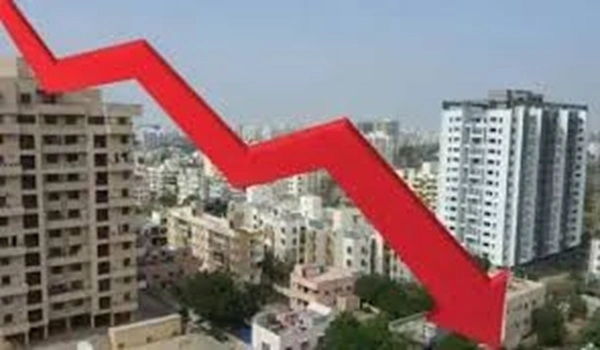 Featured Image of Hyderabad Home Sales Fall, Premium Housing Surges